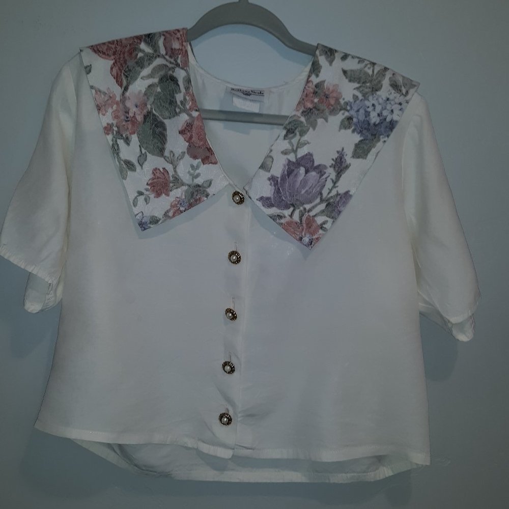 Sailor Colar Top with Faux Pearl Buttons Size Large